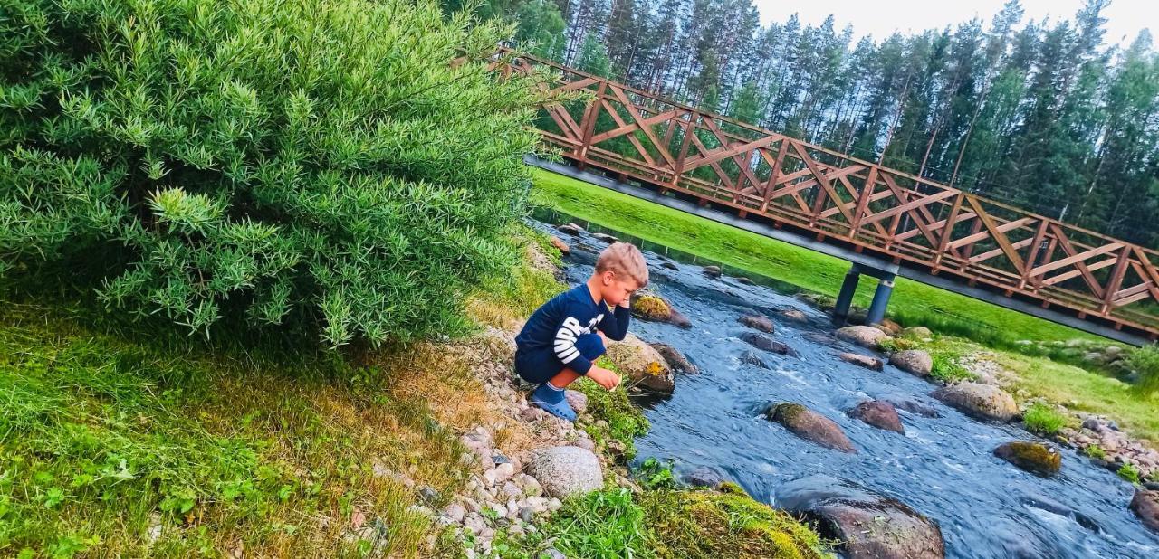 Orupohja Kaempingud Ja Telkimisala Hotell Põlva Exteriör bild
